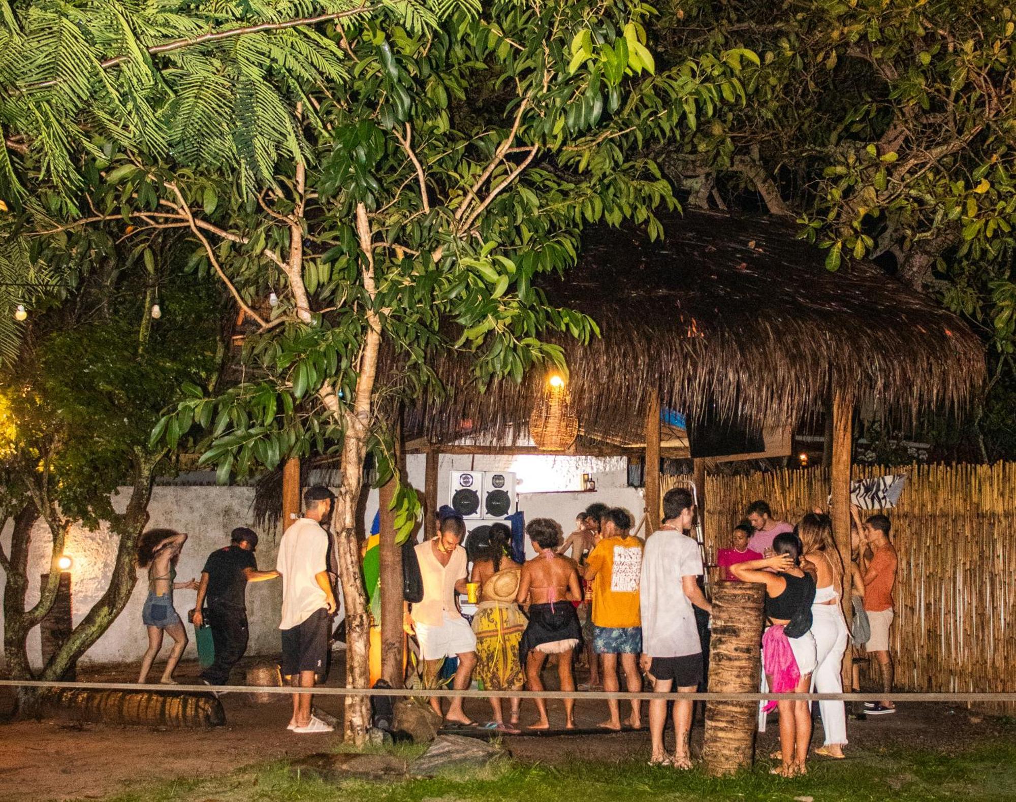 Padang Hostel Praia de Pipa Eksteriør billede